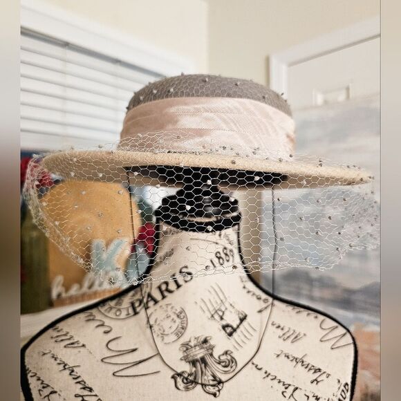 VTG 1920's Whittelts Jurte Tally Ho Mesh Dots Fascinator Wool Statement Hat. - Picture 6 of 16